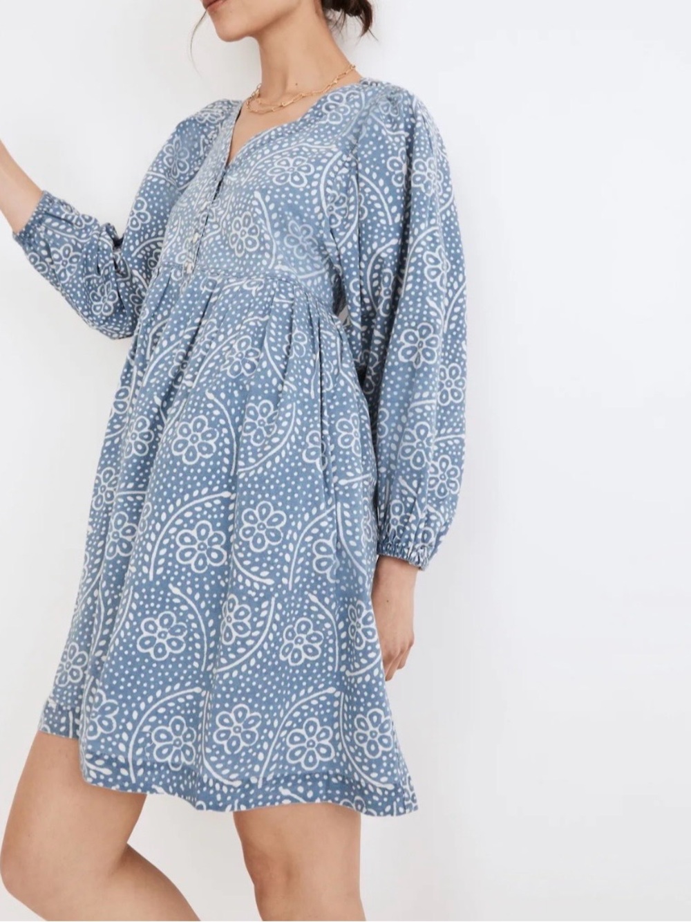 Madewell Bubble-Sleeve Button-Front Mini Dress in Indigo Paisley - Picture 2 of 9